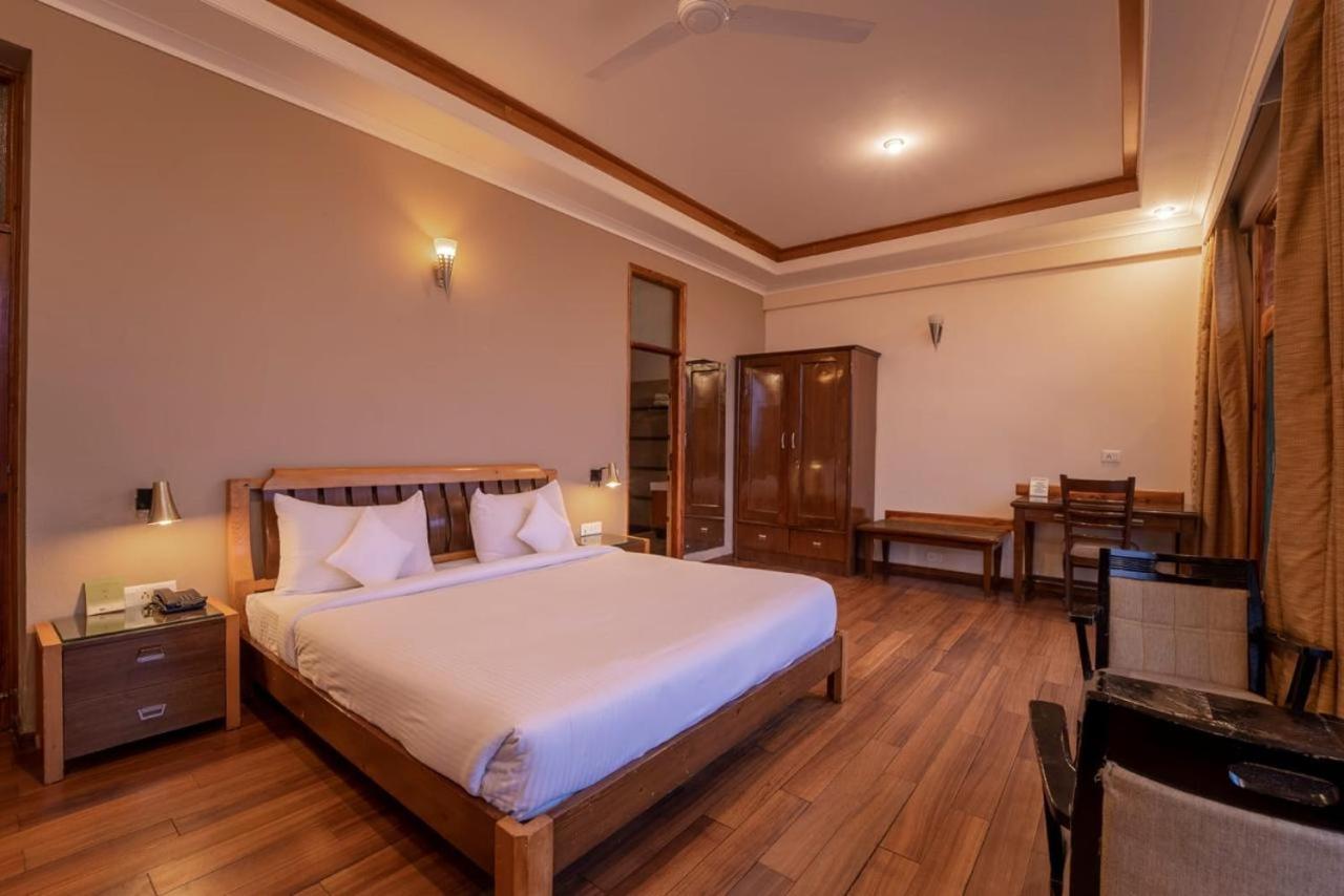 Nature View Resort !! A Four Star Lavish & Luxury Resort 차일 외부 사진