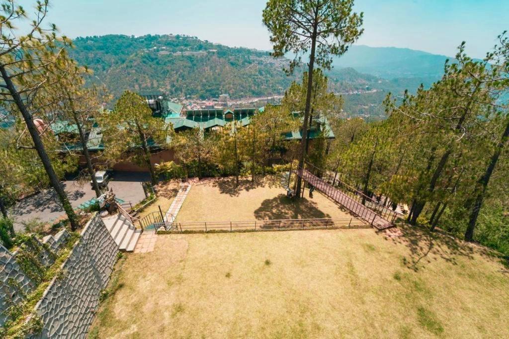 Nature View Resort !! A Four Star Lavish & Luxury Resort 차일 외부 사진